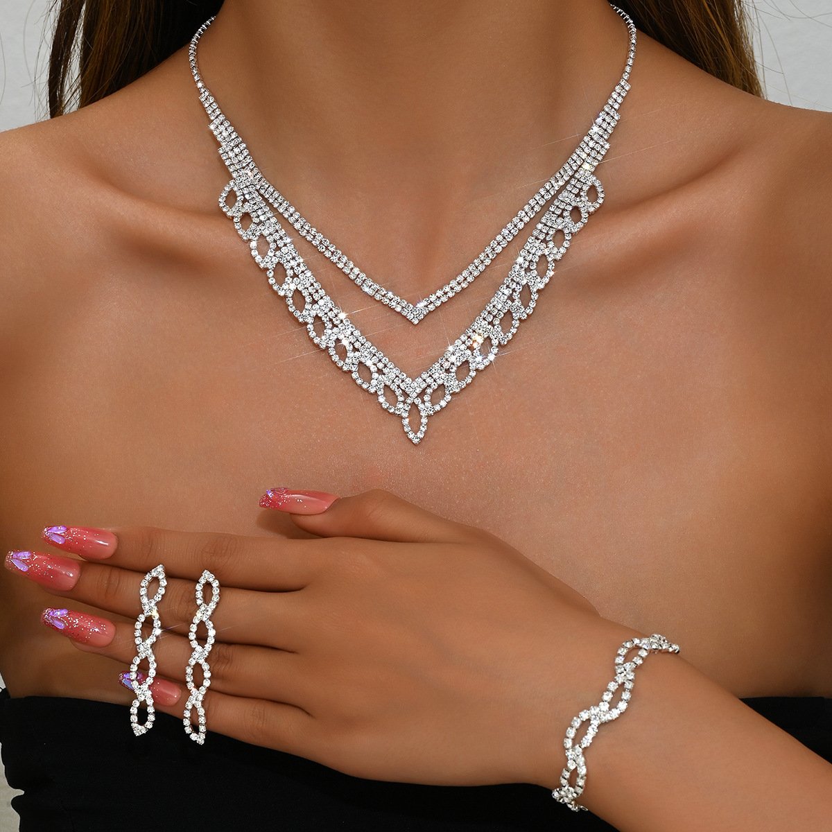 Luxurious 3-Piece Rhinestone Jewelry Set - Necklace, Earrings, Bracelet