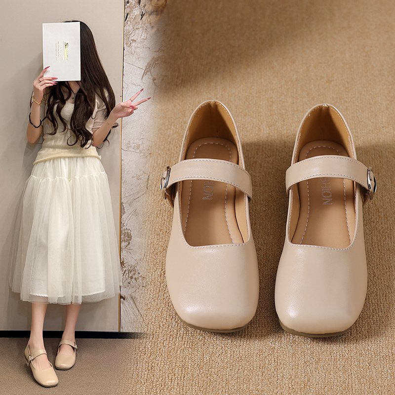 Elegant Low Heel Mary Jane Flats for Women