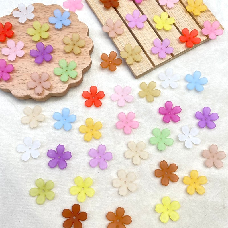 Matte Acrylic 5-Petal Blossom Beads for DIY Jewelry
