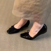 Retro Style Leather Flats for Women