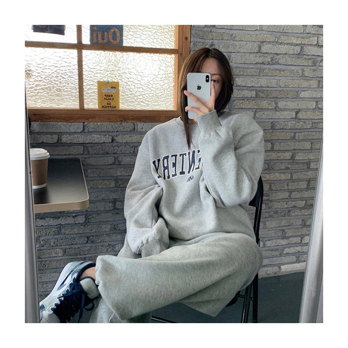 Chic 3D Letter Print Casual Loose Pullover Sweatshirt