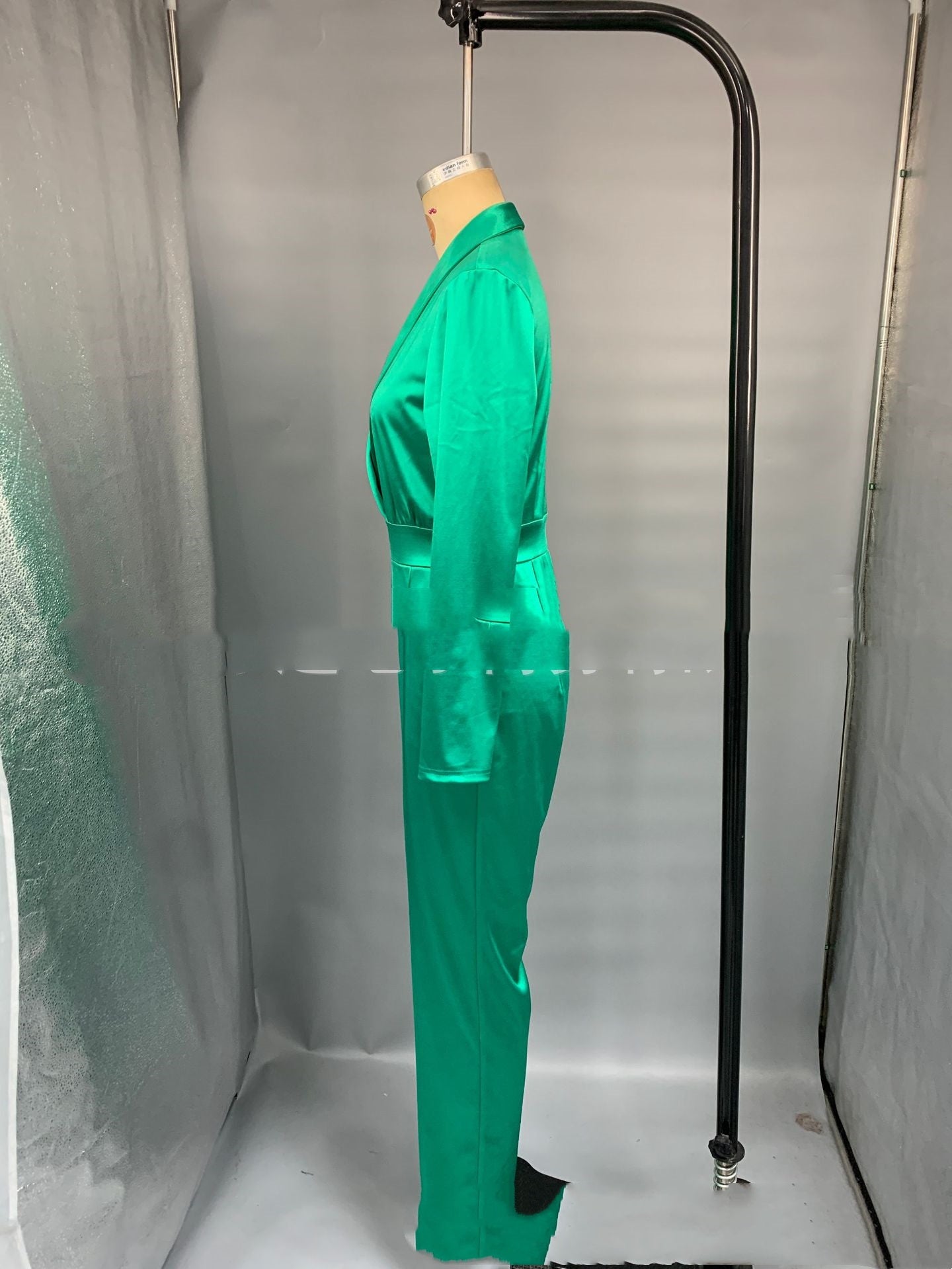 Chic Autumn Slim-Fit High-Waist Women's Jumpsuit