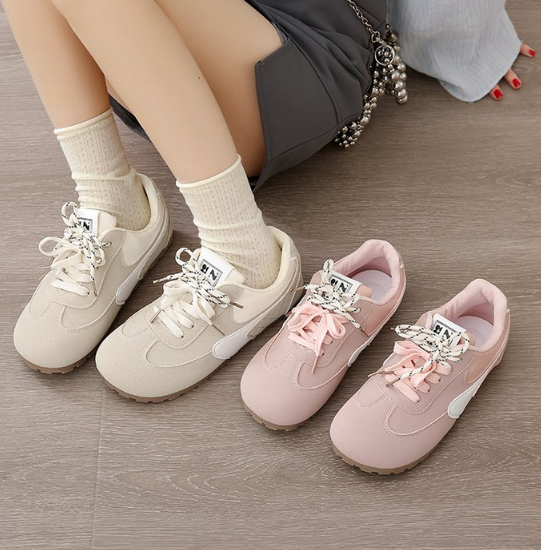 Versatile Flat Shoes
