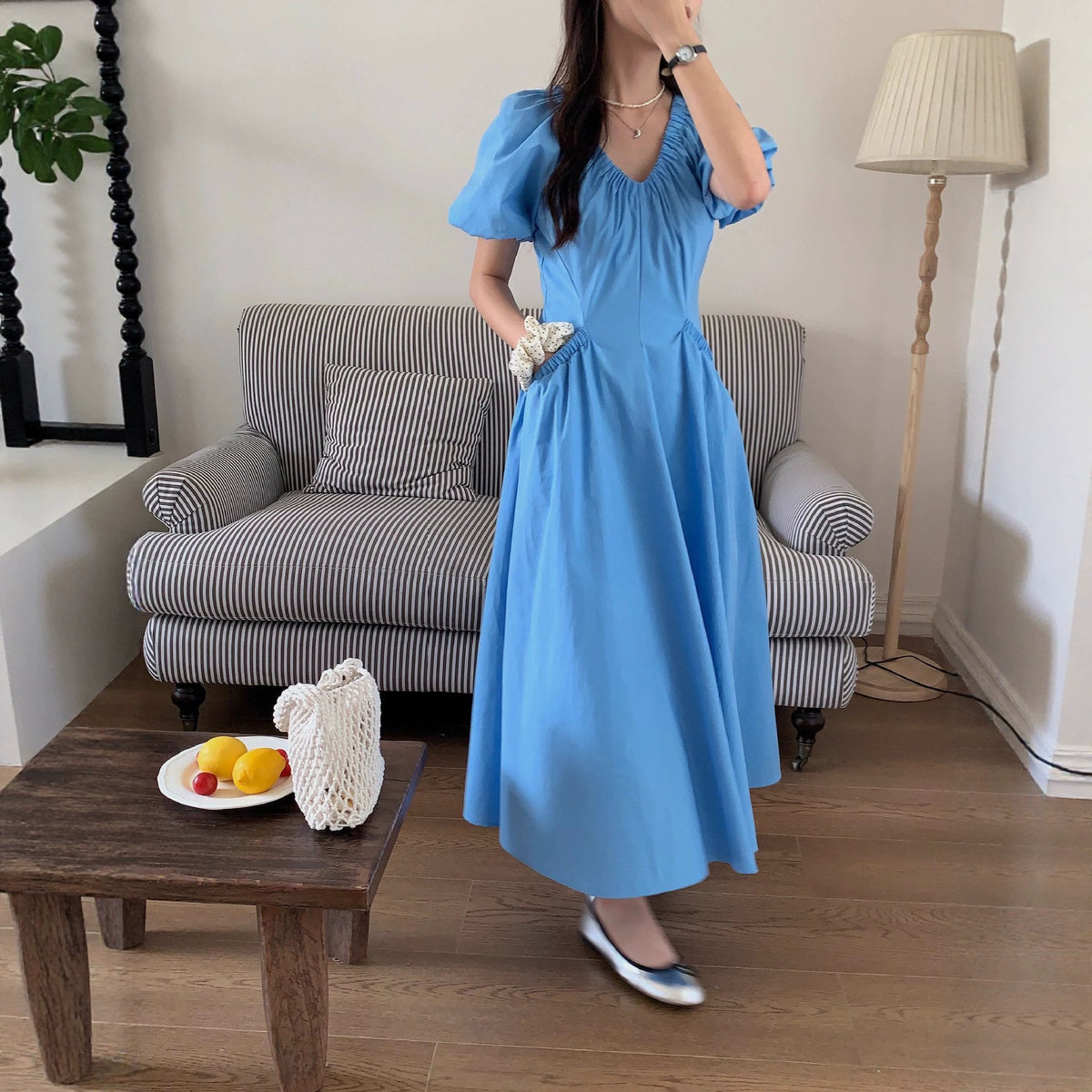 Women's Casual V-Neck Dress With Puff Sleeves