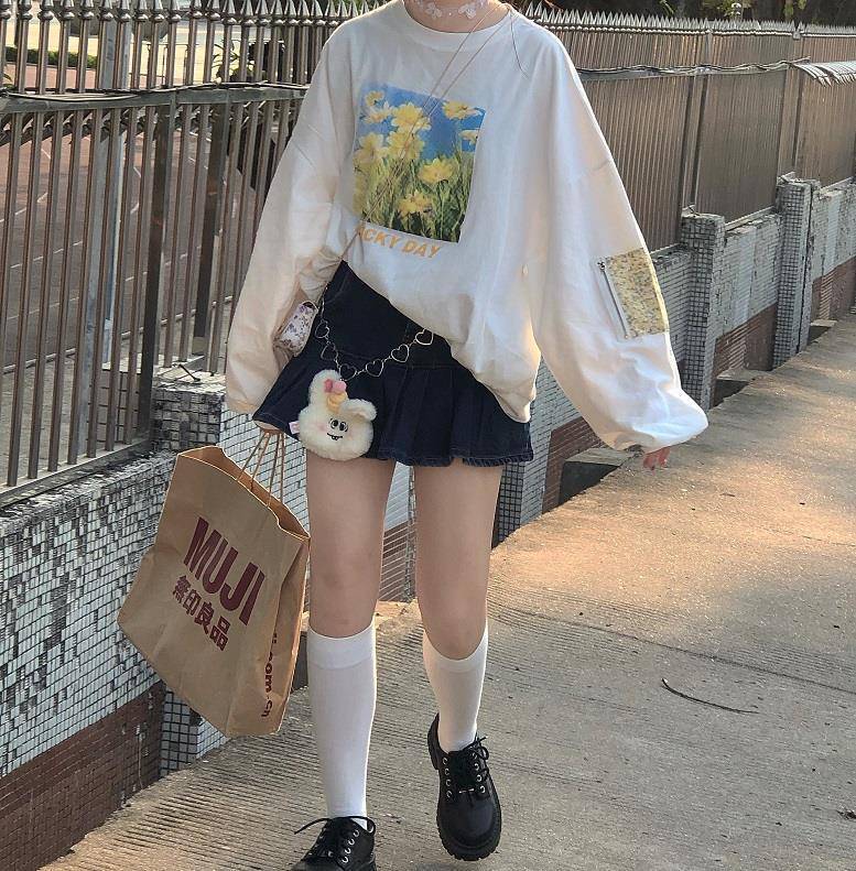 Japanese Floral Print Long-Sleeve Sweet Pullover Top