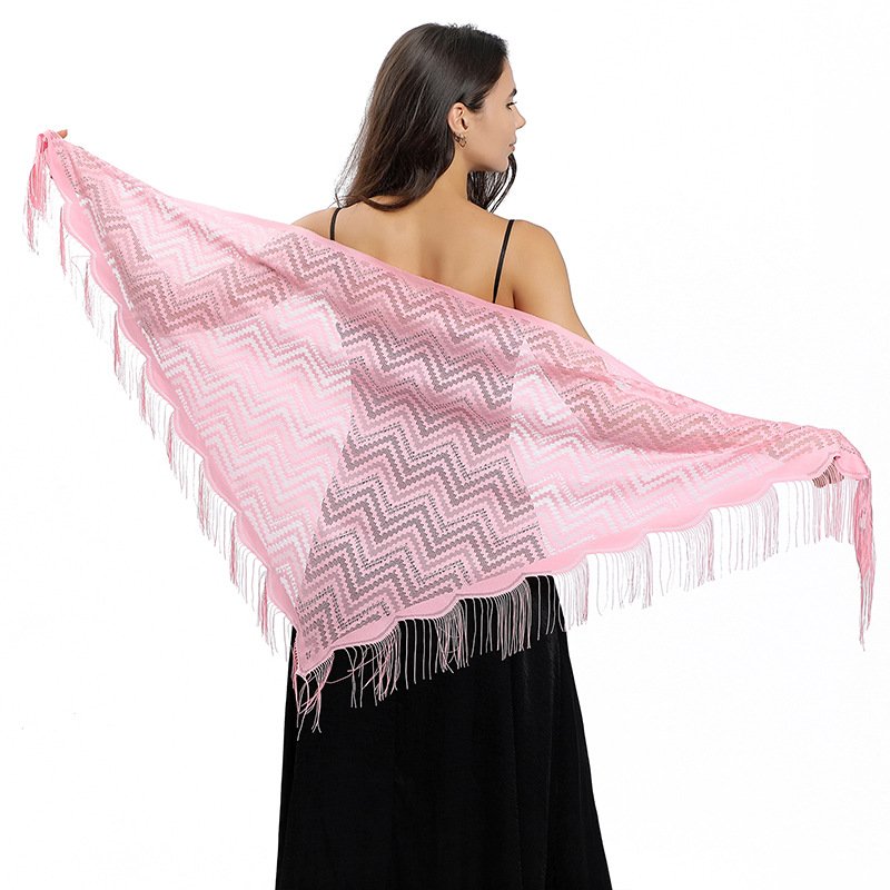 Elegant Lace Shawl for Evening Wear