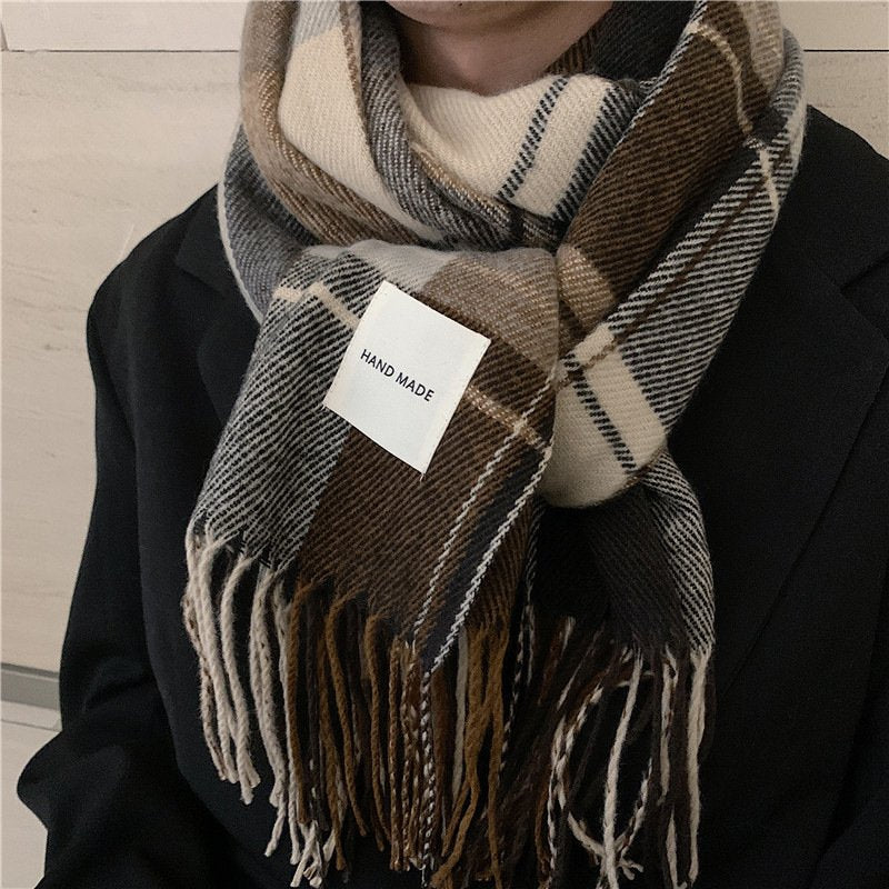 Stay Warm in Style with Soft Woven Scarf
