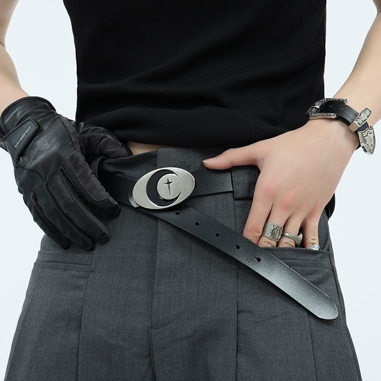 Unique Oval Moon Belt with Snap Button Closure