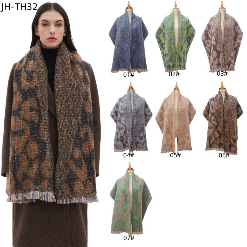 Warm Jacquard Leopard Scarf for Men & Women