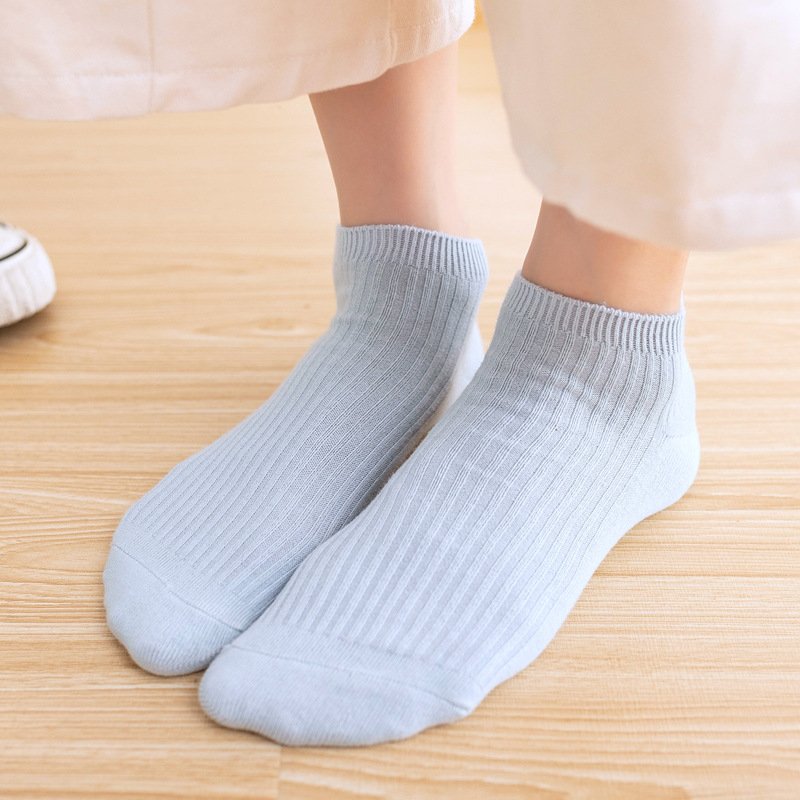 Comfortable Double Needle Cotton Ankle Socks for Women