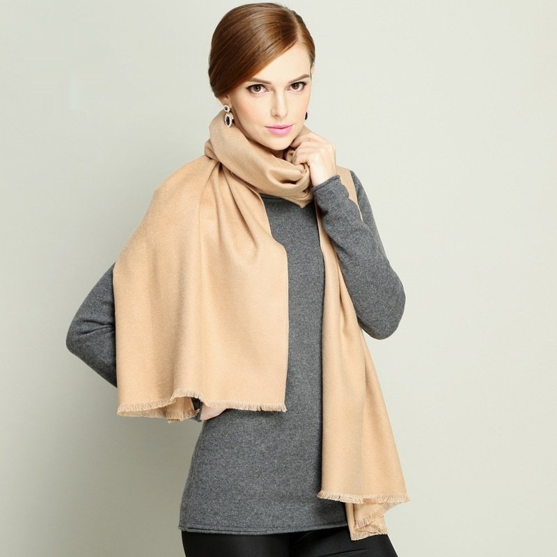 Thickening Velvet Shawl for Women - Elegant Plus Size Scarf