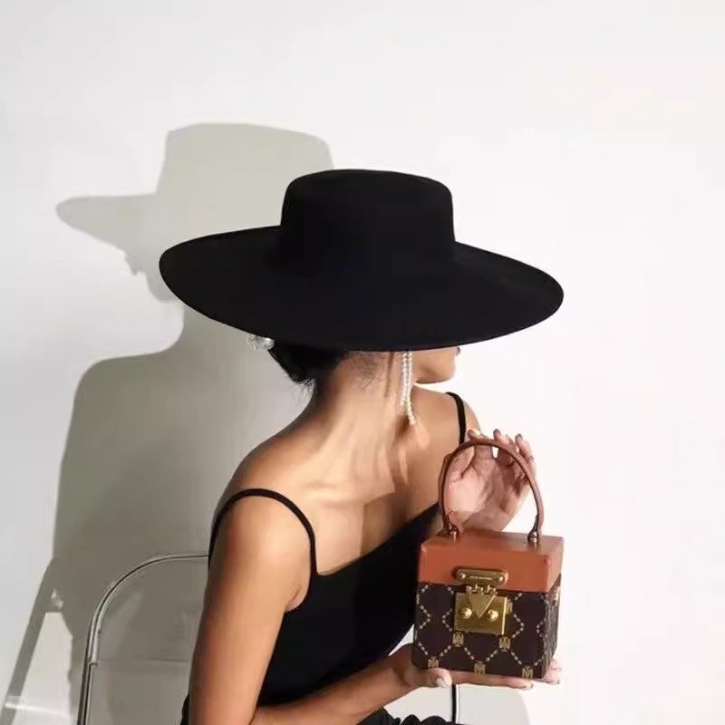 Warm Woolen Fedora Hat for Women - Big Brim Style