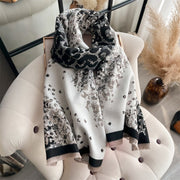 Stay Warm in Style with Women's Scarf