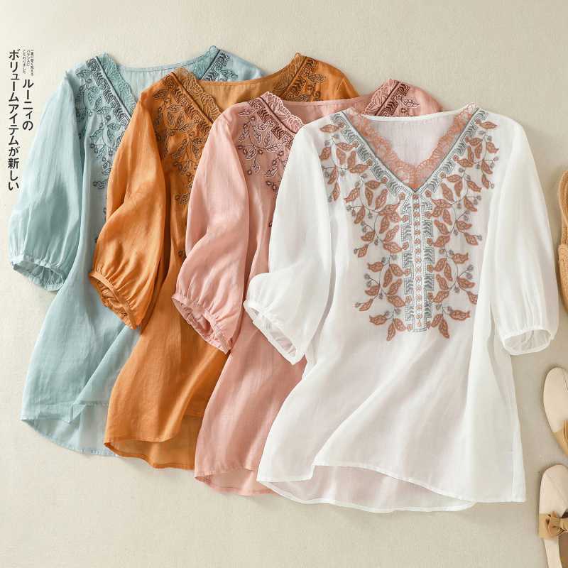 Vintage Embroidered V-Neck Blouse With Three-Quarter Sleeves For Women