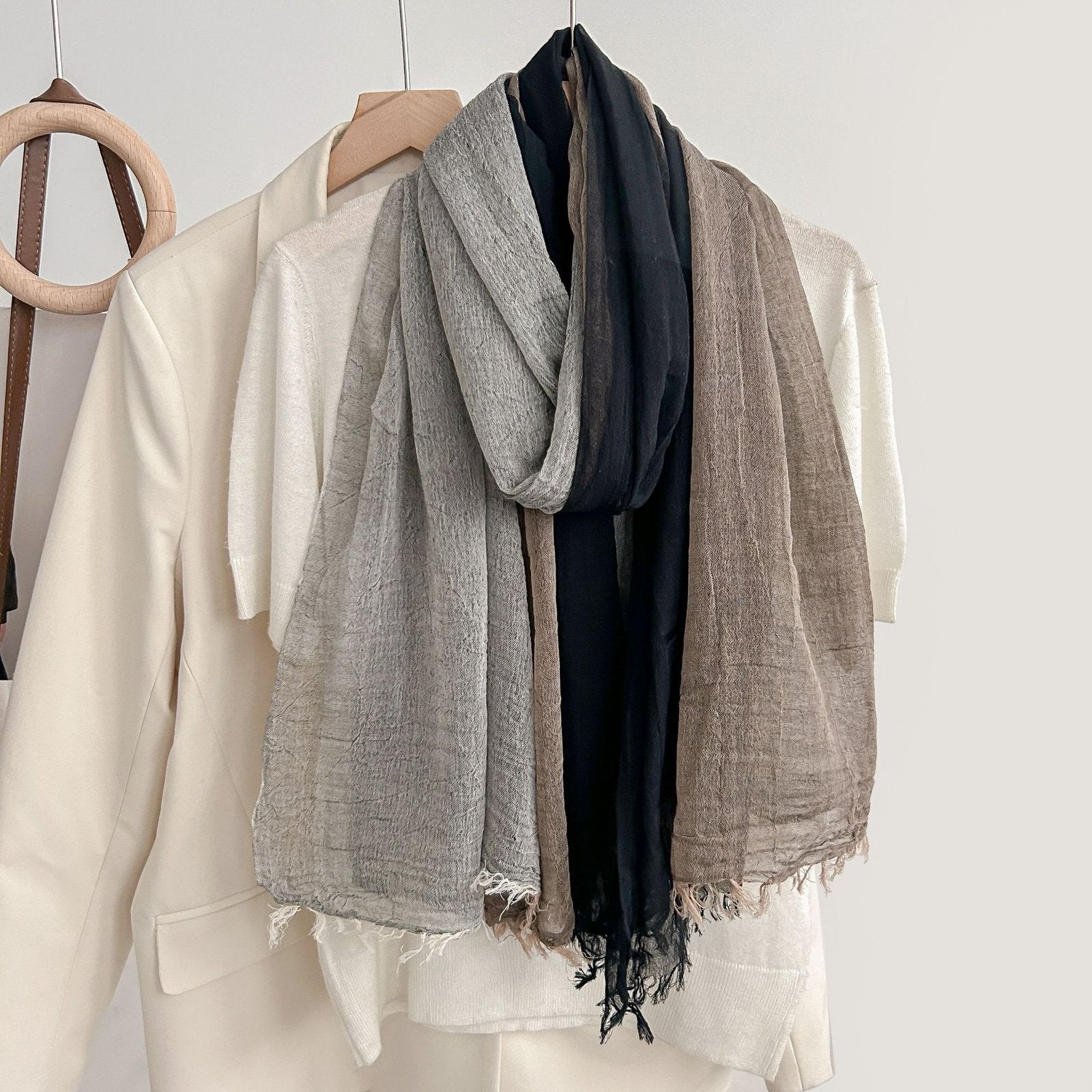 Cozy Autumn Scarf - Soft Cotton & Versatile Style
