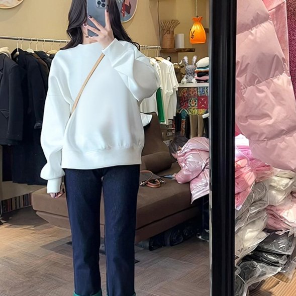 Loose Round Neck Sweater for Women - Soft Chenille Material