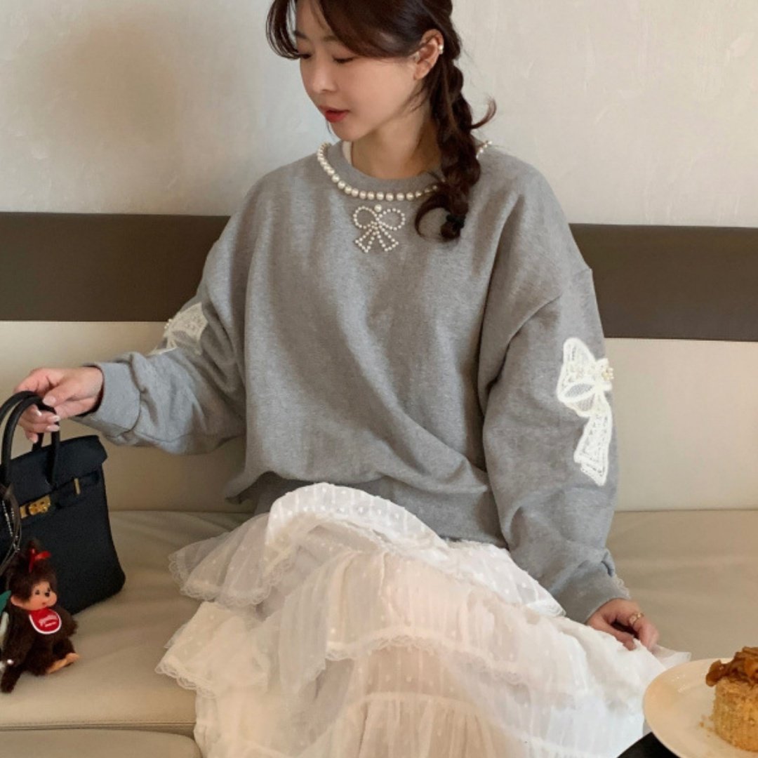 Gray Fashion Sweater with Elegant Bow Design