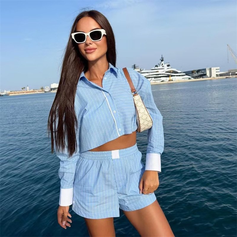 Chic Contrast Stripe Shirt & Shorts Set