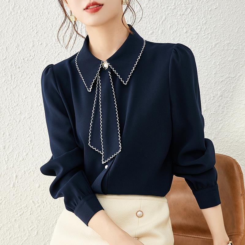 Chic Western-Style Niche Slim-Fit Blouse