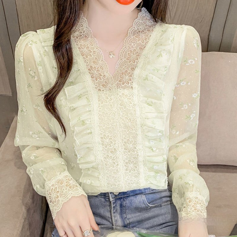 Floral Chiffon Bubble Sleeve Blouse with Lace Collar