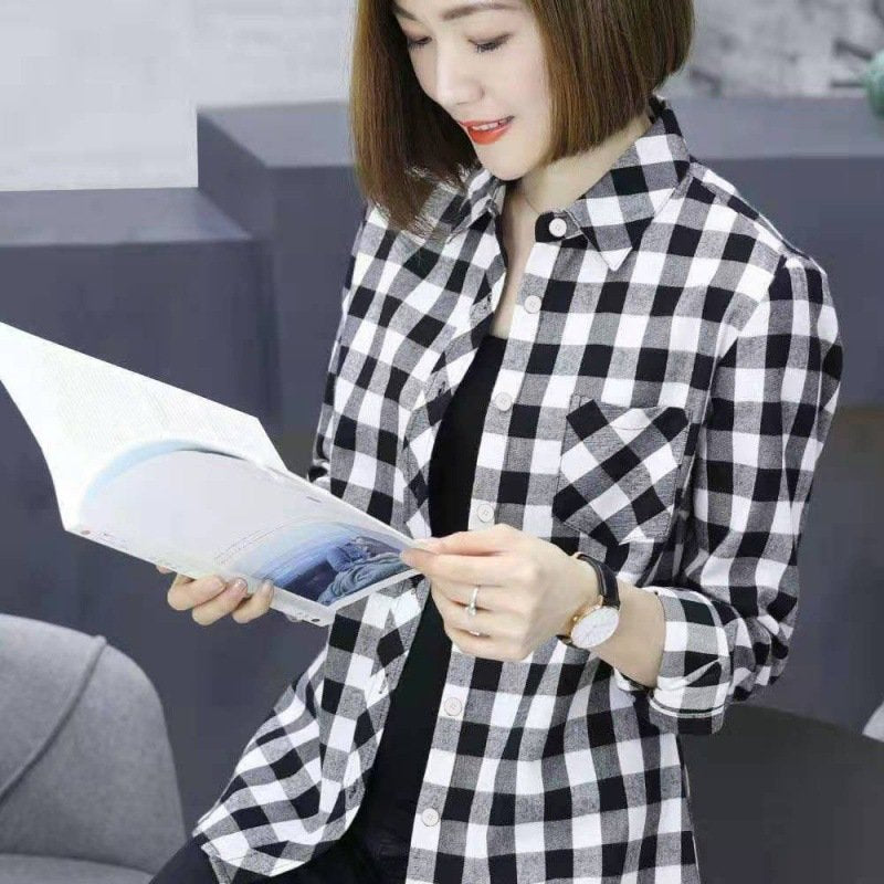 Women's Slim-Fit Long-Sleeve Plaid Shirt