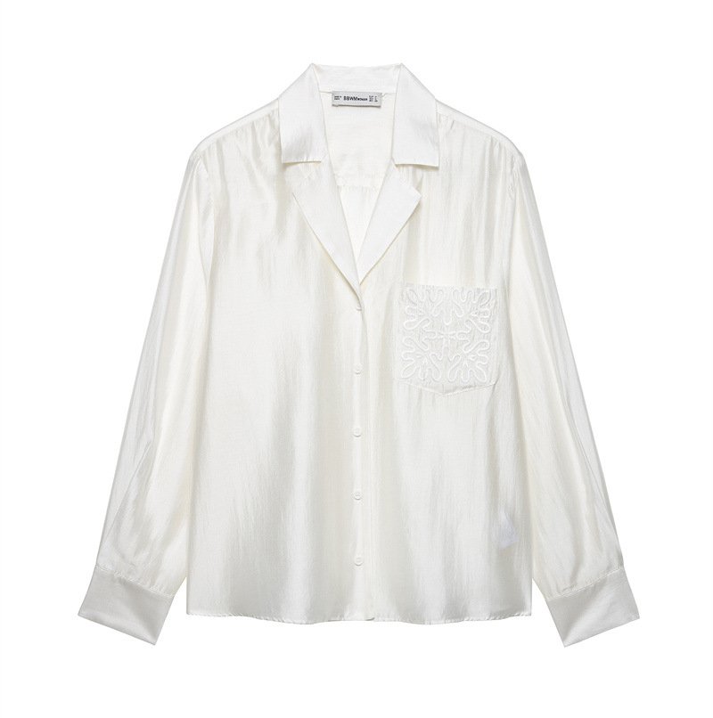 Chic Solid Embroidered Pocket Shirt for Street Style