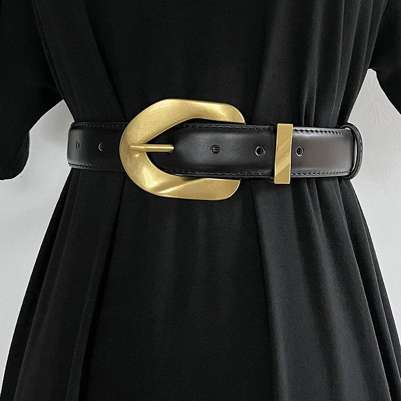 Retro Metal Buckle Women's Belt - Classic Leather Design