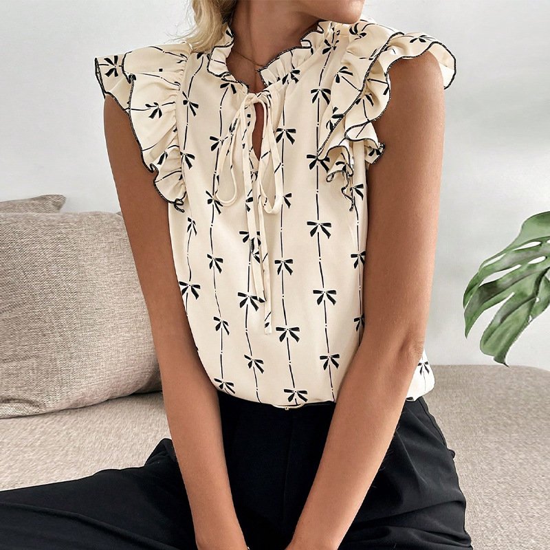 Ruffled Short Sleeve Lace Collar Blouse