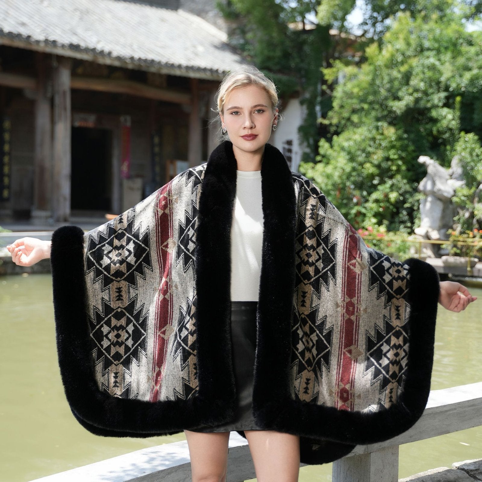 Warm Shawl with Fur Collar for Women - Free Size, Fleece Lined