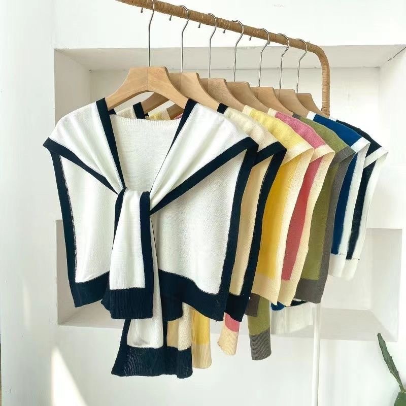 Stay Cool in Style: Lightweight Shawl for Summer