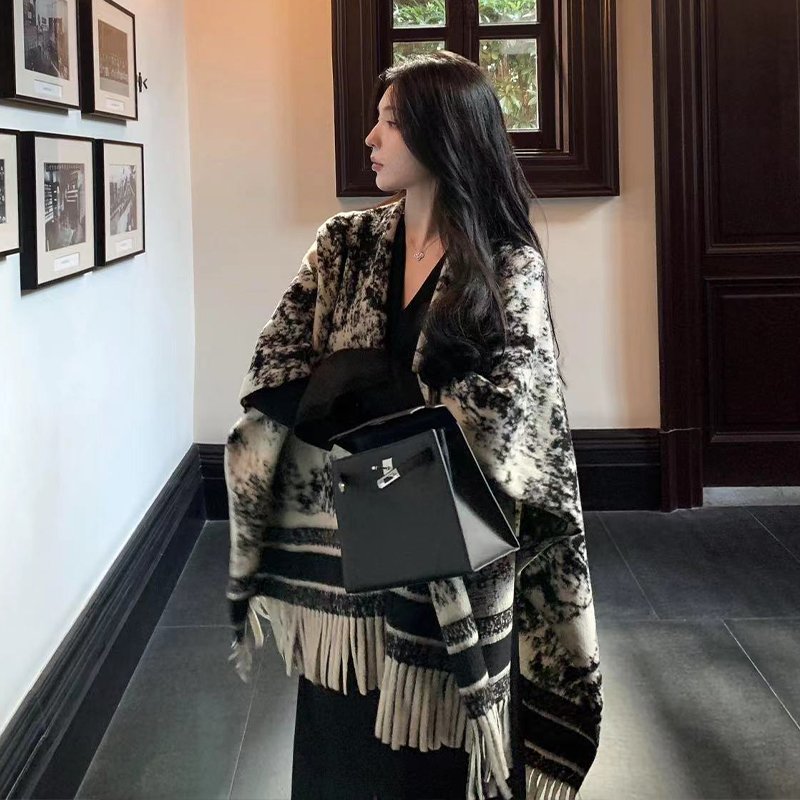 Warm Ink Shawl