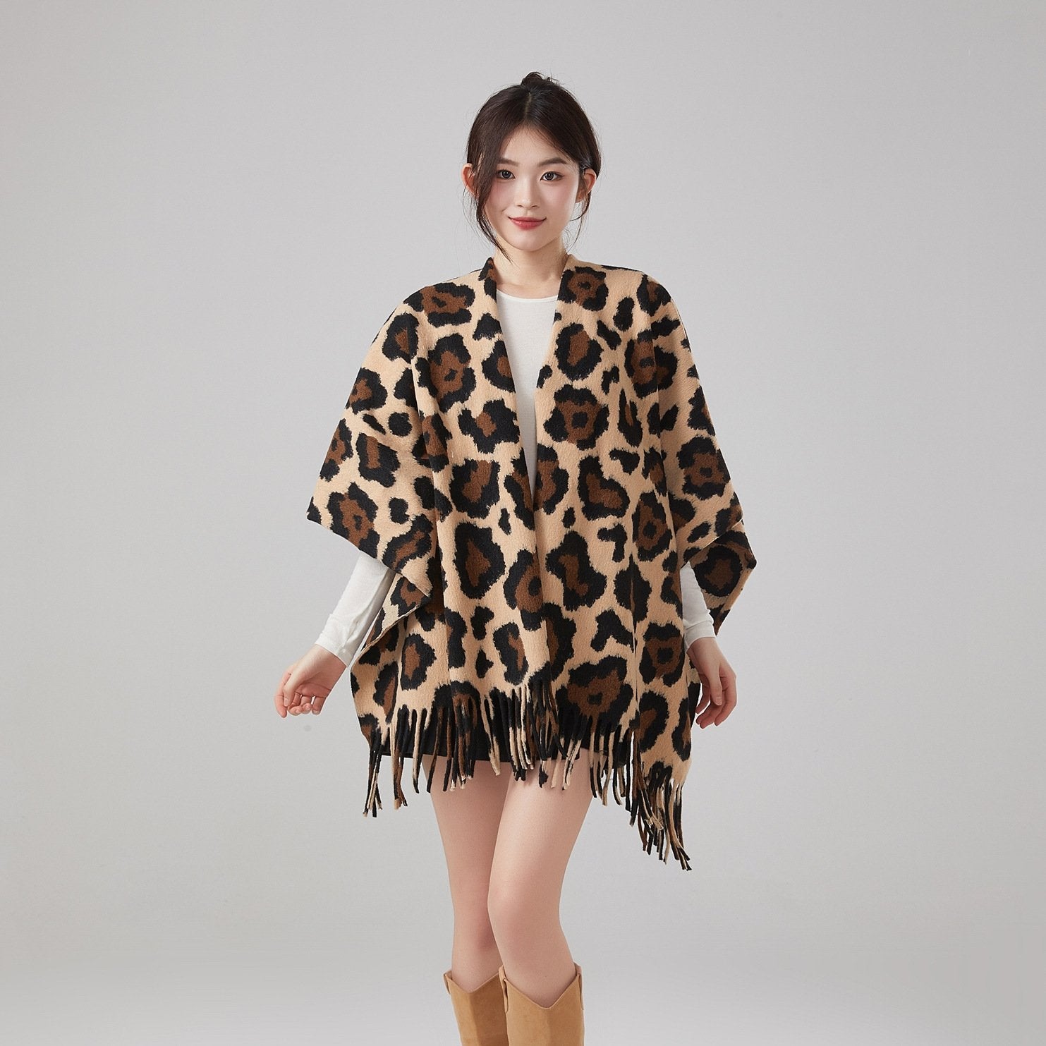 Cozy Leopard Print Tassel Shawl