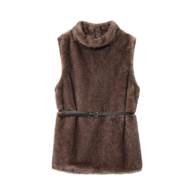 Elegant Women's Sleeveless Turtleneck Top