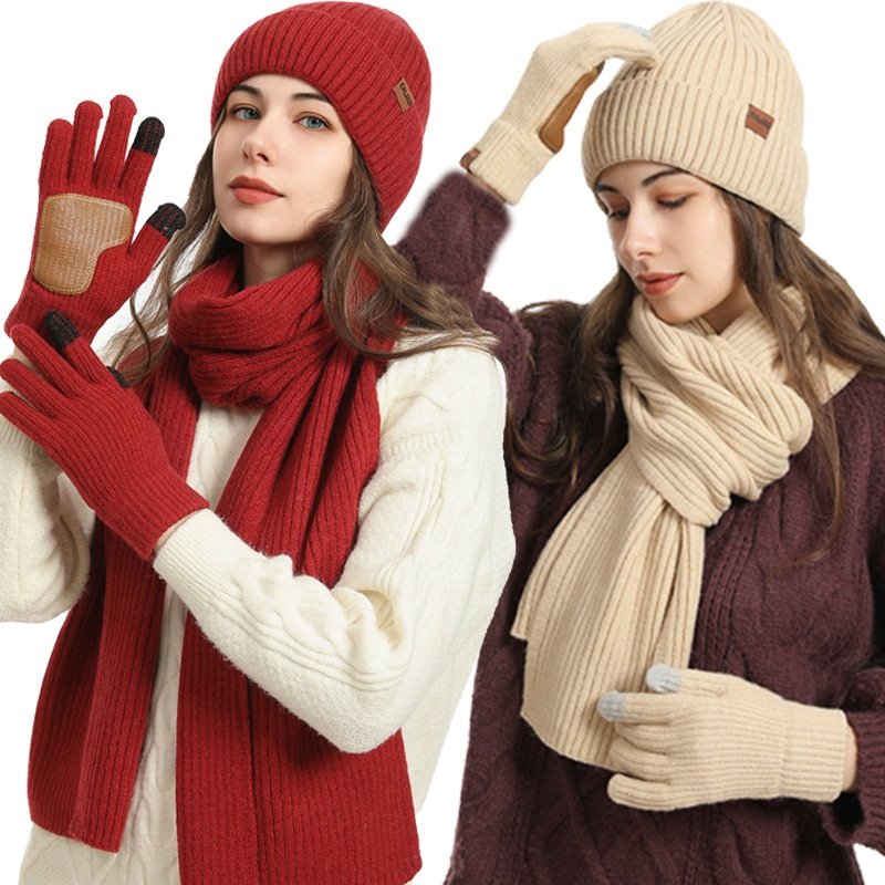 Winter Warm 3-Piece Set: Hat, Scarf, Gloves for Women