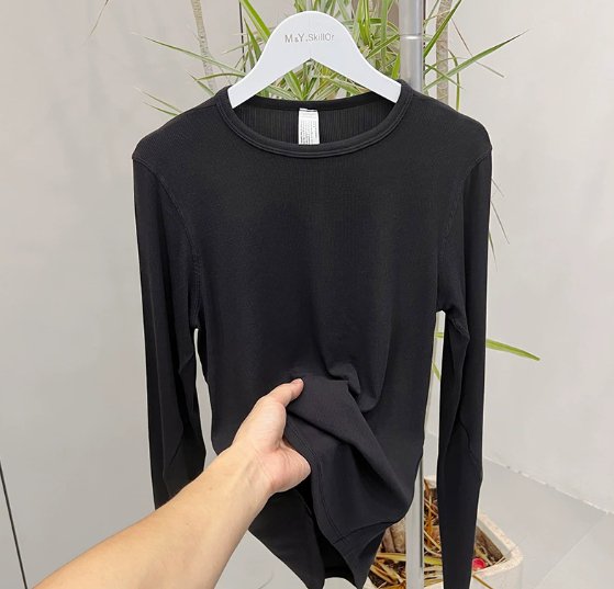 Women's Slim-Fit Round Neck Long Sleeve Yoga Top