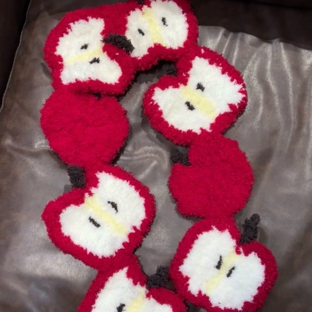 Cozy Apple Stitching Scarf for Winter