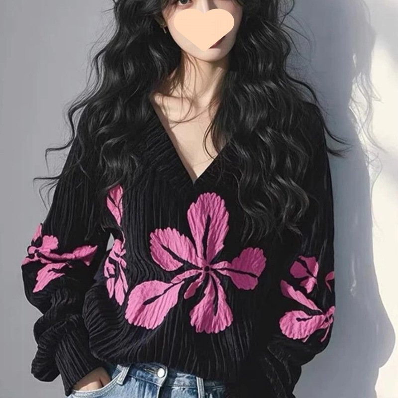 Floral Print Long-Sleeve Black Top