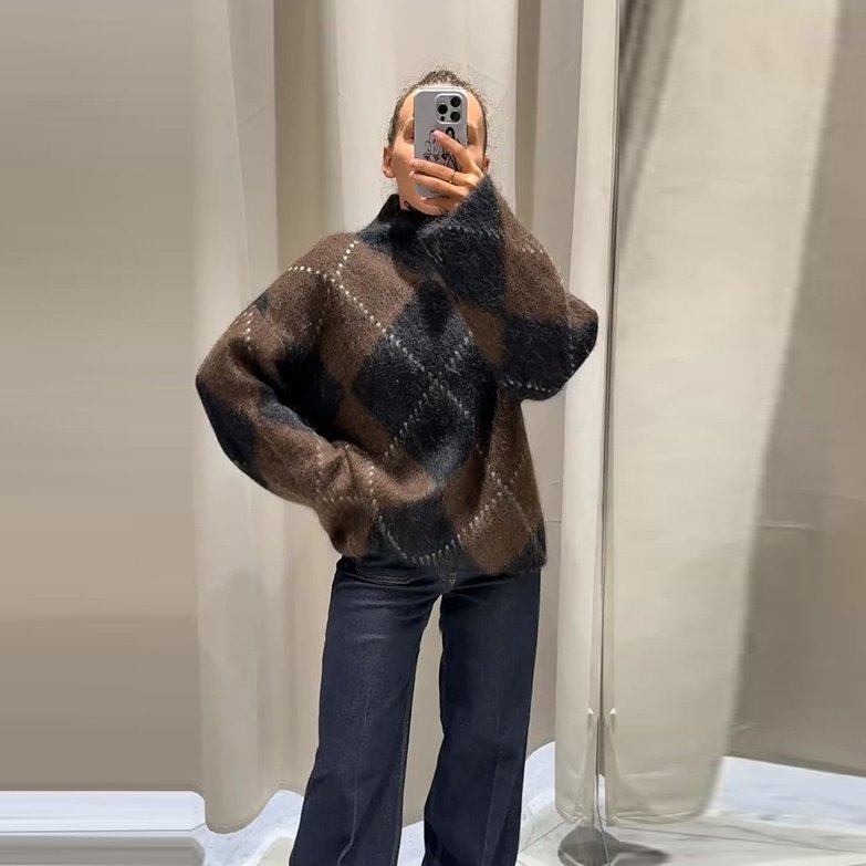 Cozy Diamond Plaid Turtleneck Sweater