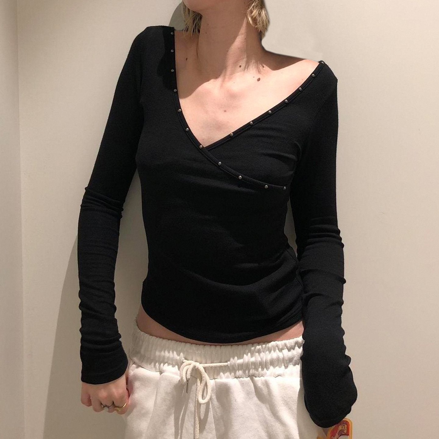 Slim-Fit V-Neck Long Sleeve Ribbed Top