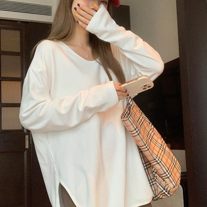 Minimalist Casual Long-Sleeve White Tee