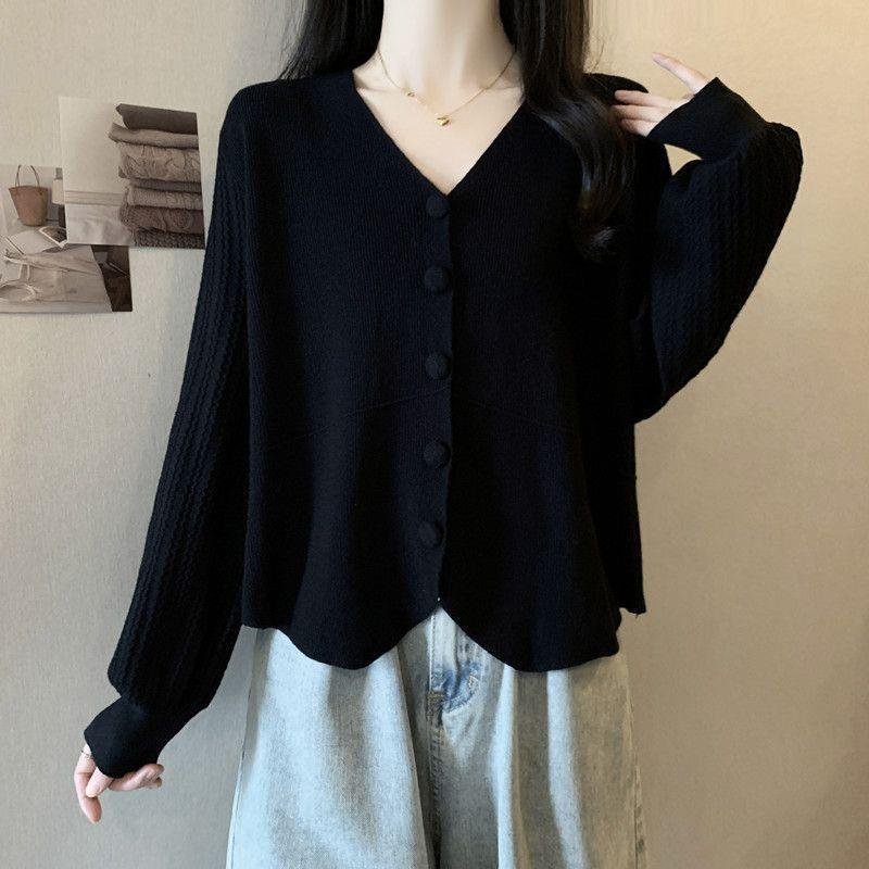 Women's V-Neck Slim-Fitting Knitted Cardigan Top