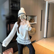 Chic Lace V-Neck Long Sleeve Women's Loose Blouse