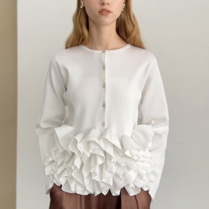 Japanese Lace-Trimmed Slimming Heavy-Knit Top