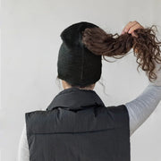 Women's Lightweight Magnetic Snap Cap