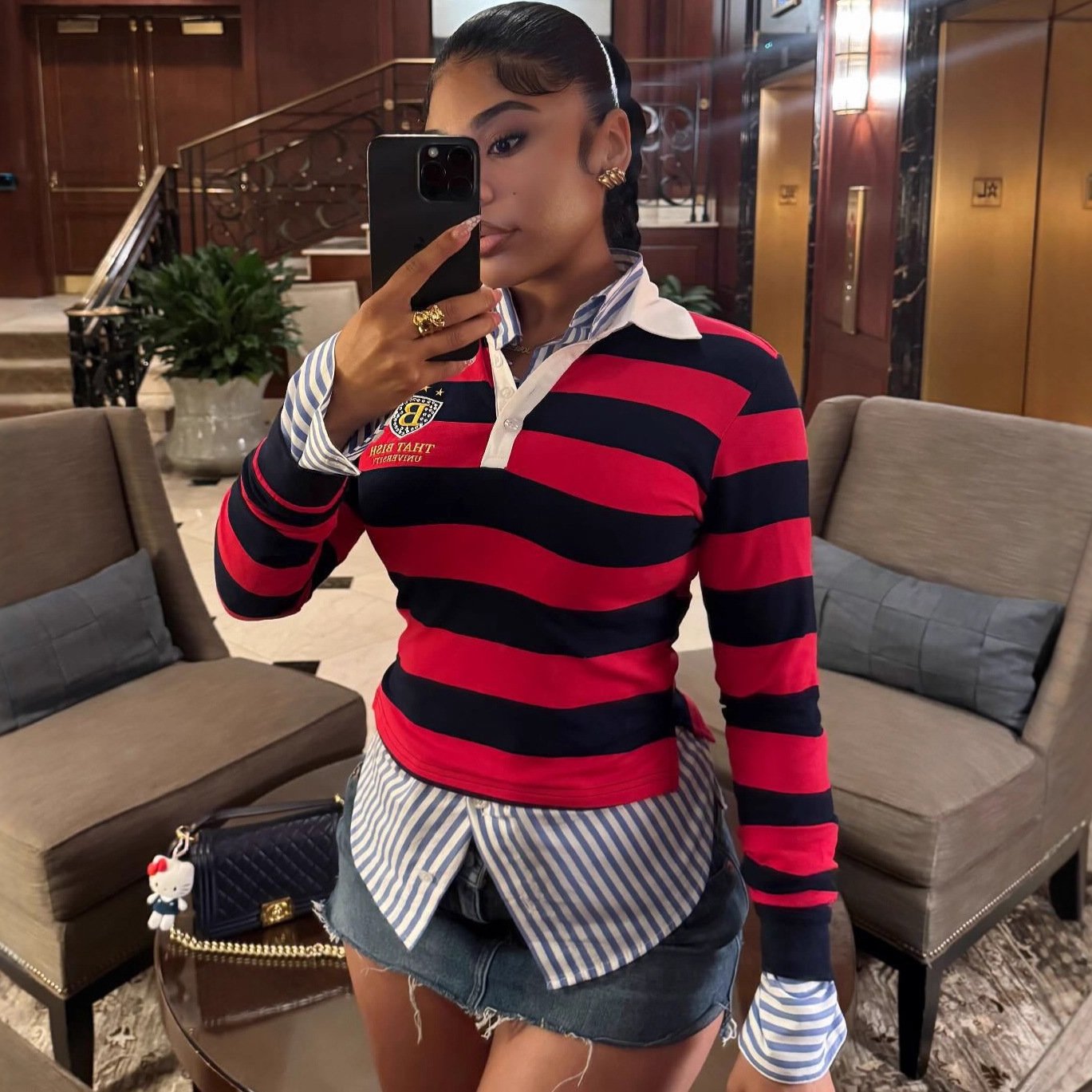 Retro Contrast Embroidered Lapel Pullover Hoodie