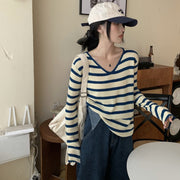 Women's V-Neck Striped Knit Long Sleeve Top