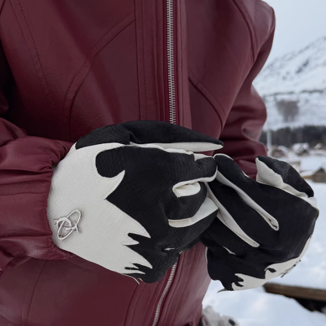 Winter Sheepskin Gloves for Women - Flame Contrast Crocodile Grain