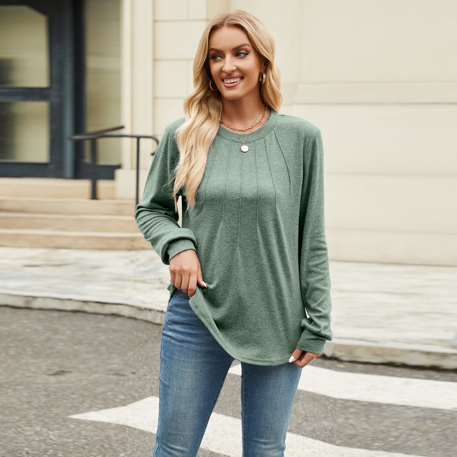 Women's Solid Long-Sleeve Fleece Crew Neck Loose Tee