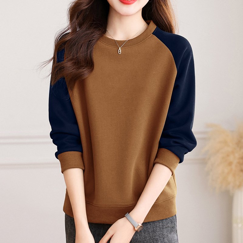 Women's Crew-Neck Raglan Sleeve Pullover Sweatshirt