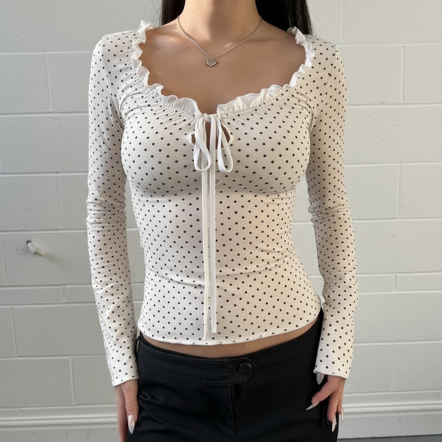 Sweet Polka-Dot Ruffle Long-Sleeve Slim T-Shirt